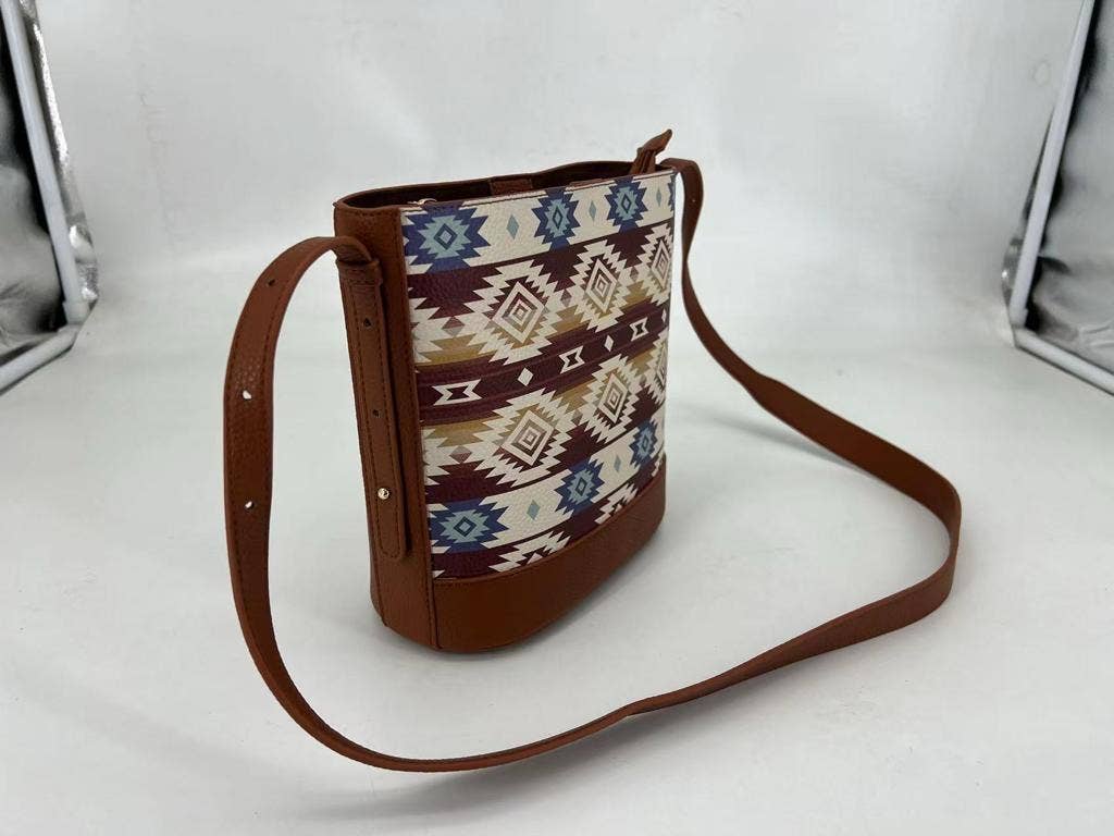 Dakota Beige Aztec Crossbody Purse