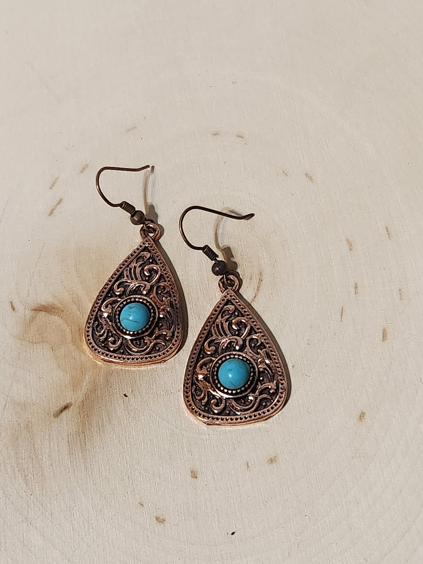 Tear Drop Design With Turquoise