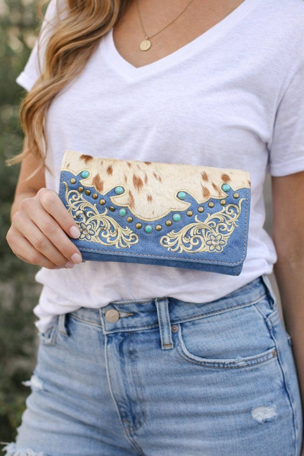 Western Cowhide Shoulder Strap Wallet