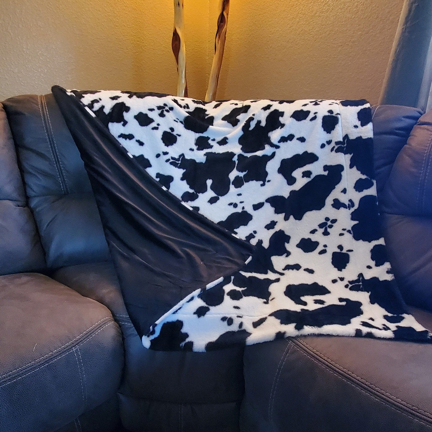 Black & White Cow Print Throw Blanket