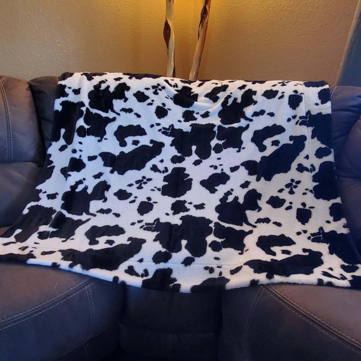 Black & White Cow Print Throw Blanket