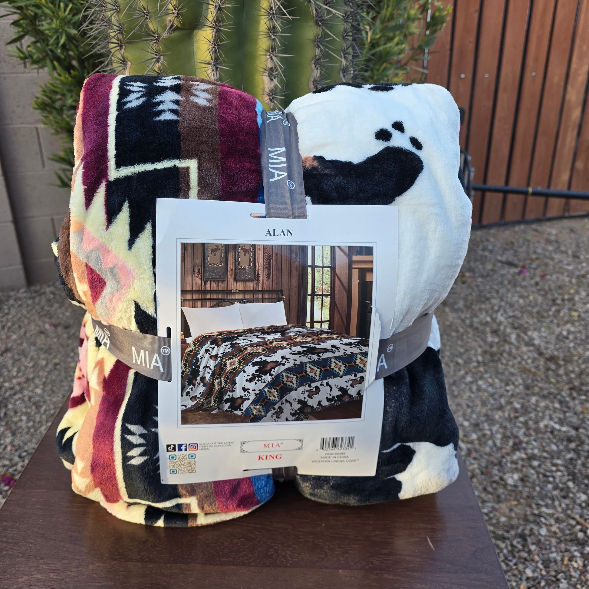 Cow Print & Aztec Design - Alan - MIA Blanket