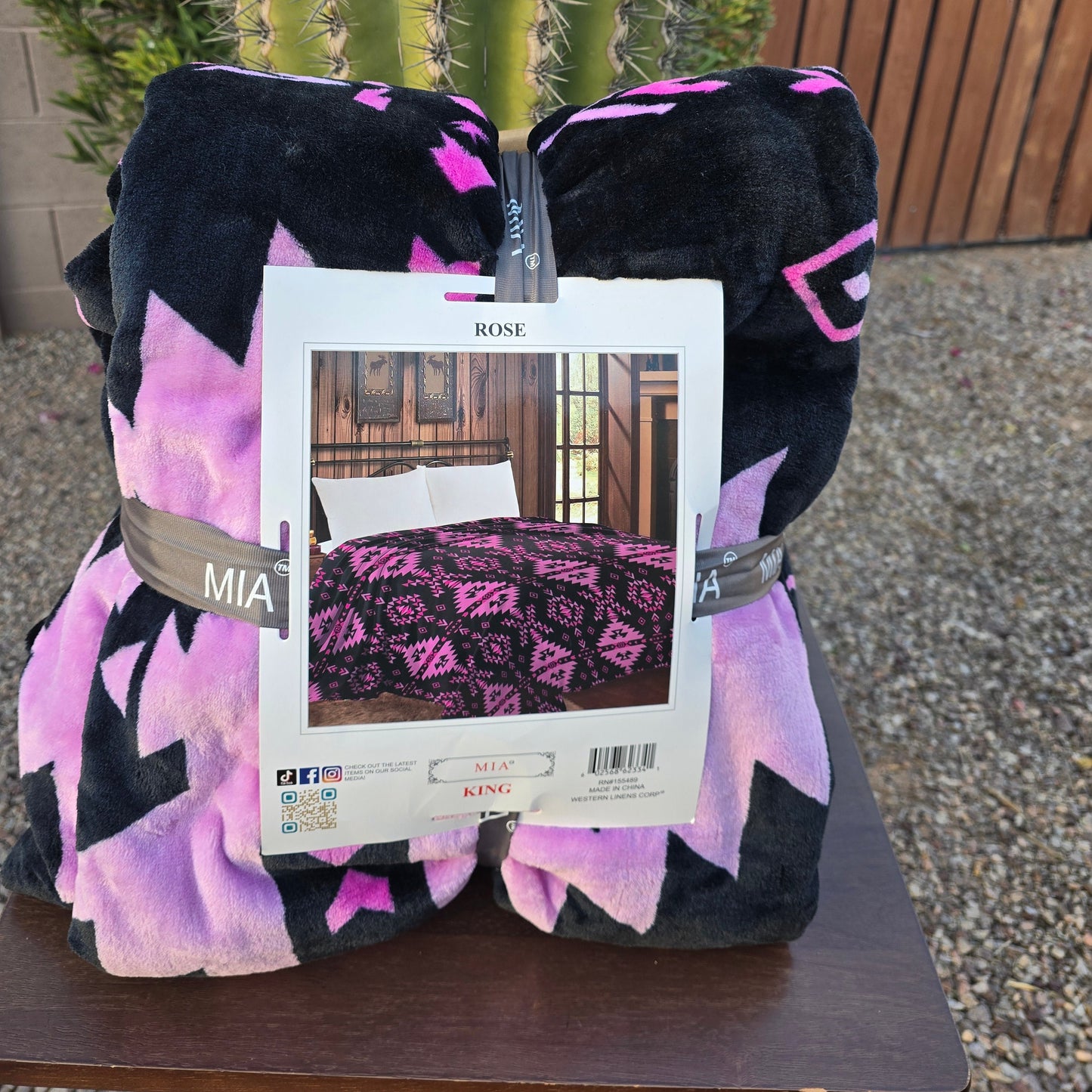 Hot Pink Aztec King Blanket