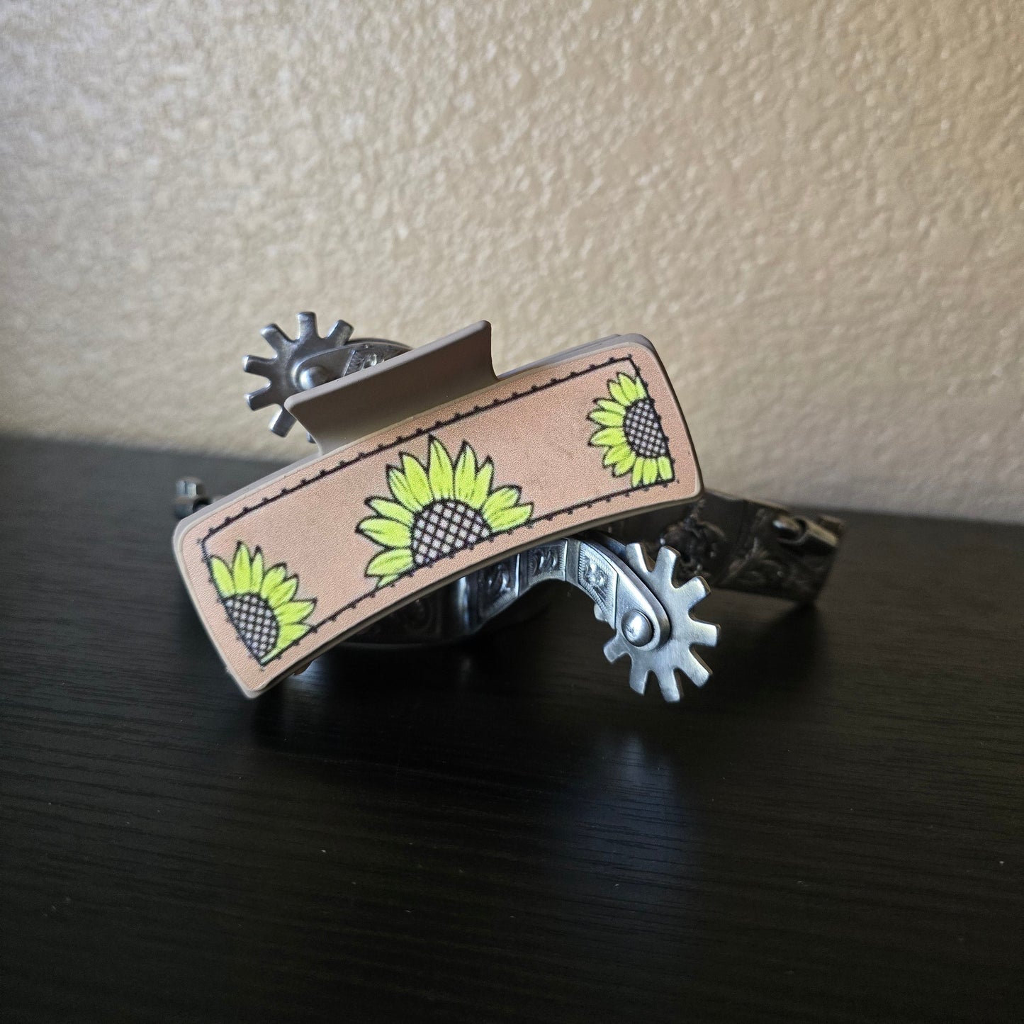 Sunflower tan hair claw clip