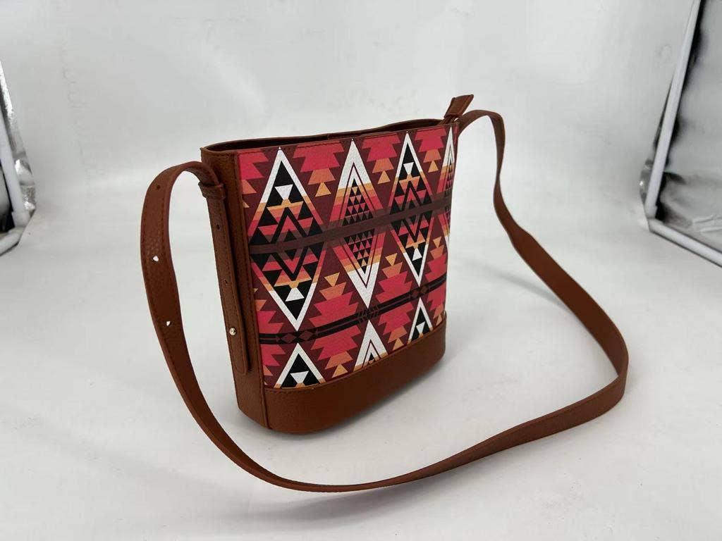 Brown Laguna Aztec Crossbody Purse